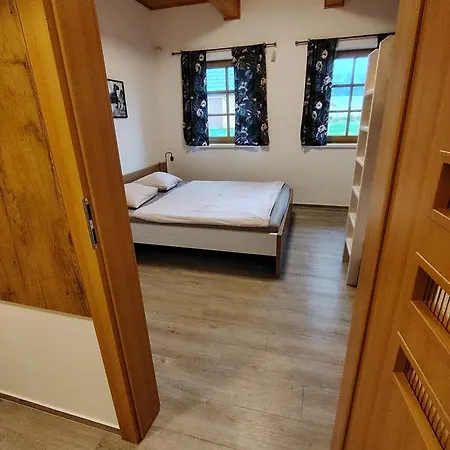 Apartmany Orlicke Zahori 컨트리하우스 *